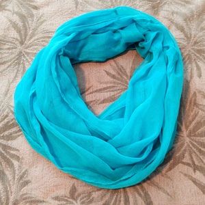Teal Circle Scarf